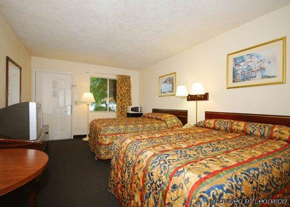 Americas Best Value Inn Bradenton-Sarasota Quarto foto